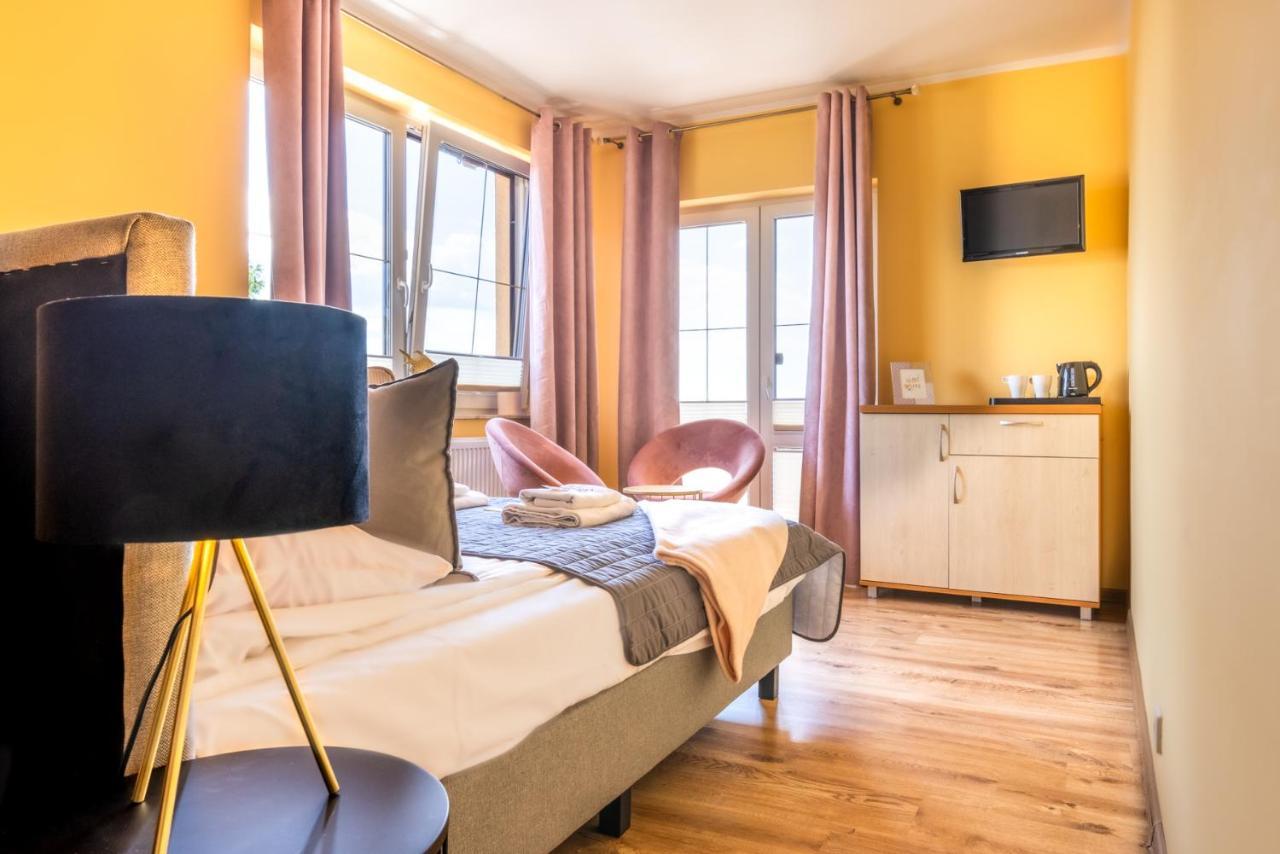 クリニツァ・モルスカ Monika II Bed & Breakfast エクステリア 写真