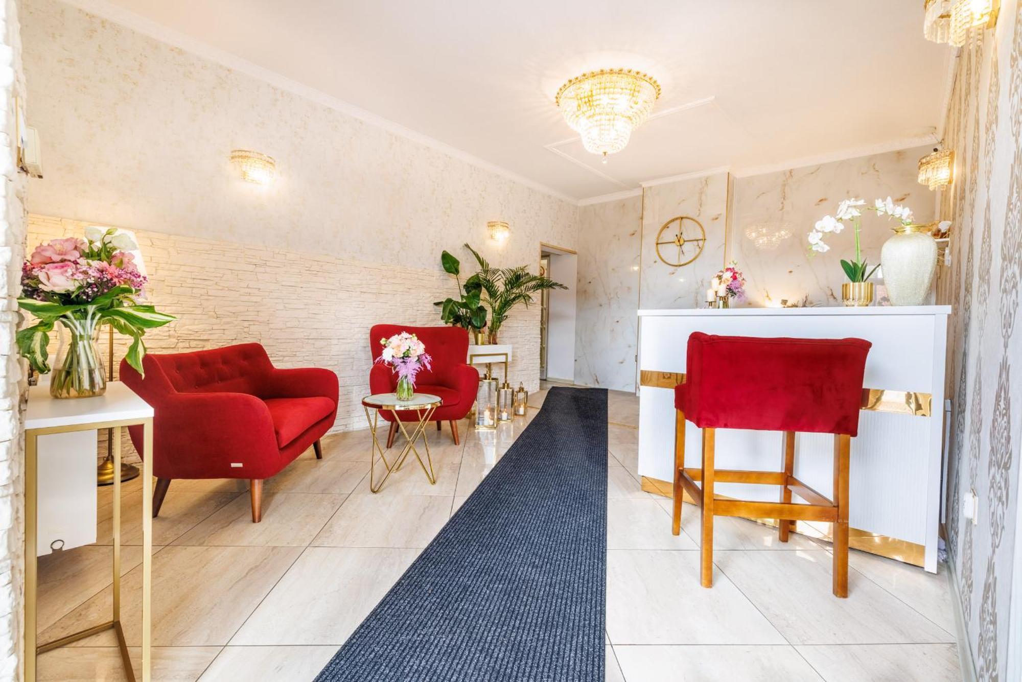 クリニツァ・モルスカ Monika II Bed & Breakfast エクステリア 写真