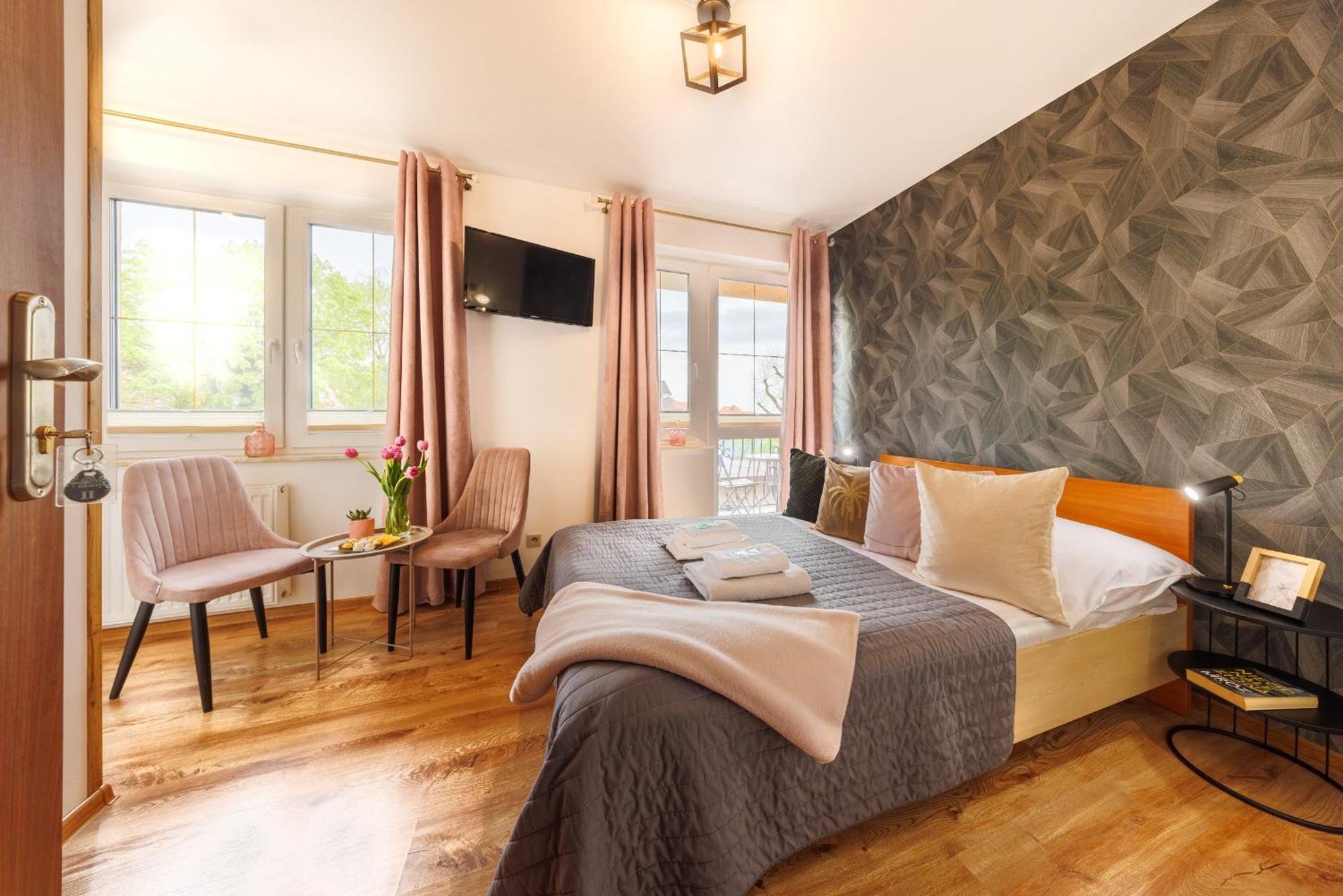 クリニツァ・モルスカ Monika II Bed & Breakfast エクステリア 写真