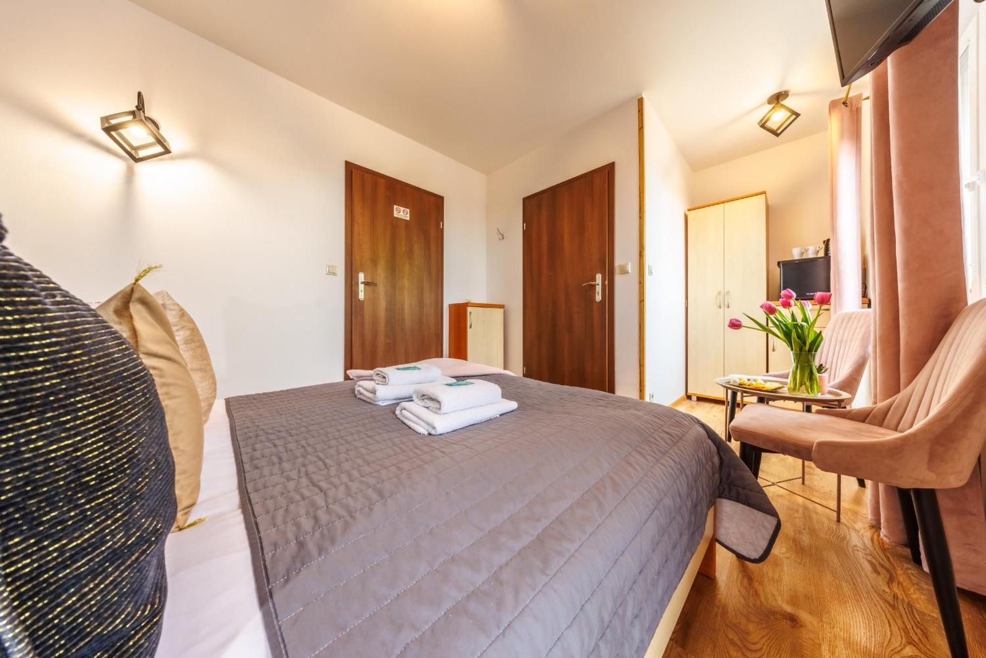 クリニツァ・モルスカ Monika II Bed & Breakfast 部屋 写真